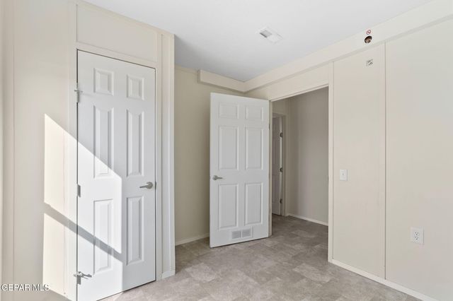 341 PLAZA BONITA Way, Clint, TX 79836