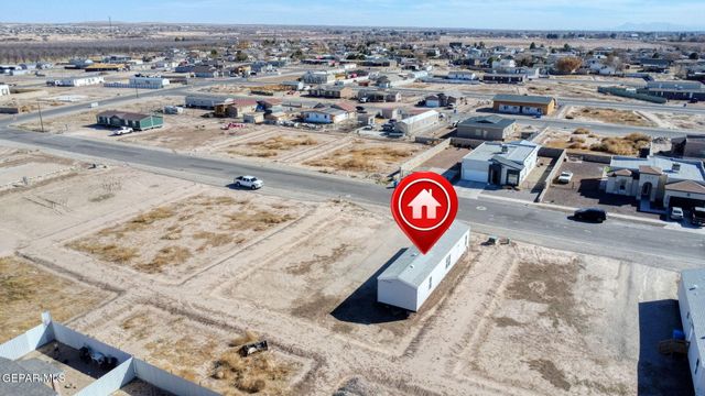 341 PLAZA BONITA Way, Clint, TX 79836