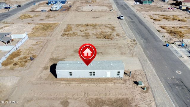 341 PLAZA BONITA Way, Clint, TX 79836