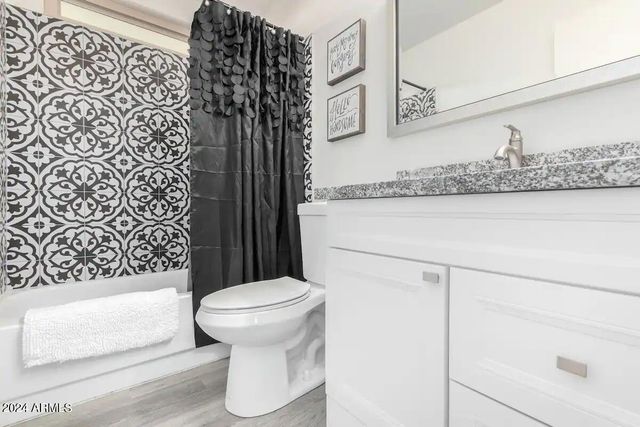 8759 W Grovers Avenue, Peoria, AZ 85382