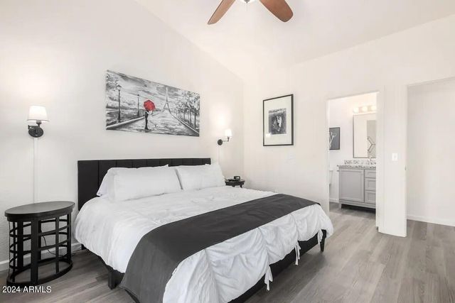 8759 W Grovers Avenue, Peoria, AZ 85382