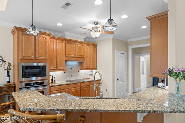 2607 St James Drive SE, Southport, NC 28461