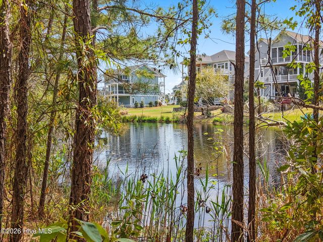 2607 St James Drive SE, Southport, NC 28461