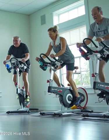 2607 St James Drive SE, Southport, NC 28461