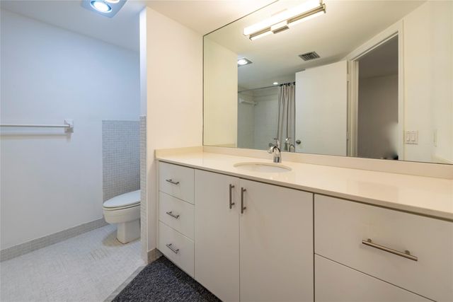 3101 NE 47th Court 504, Fort Lauderdale, FL 33308