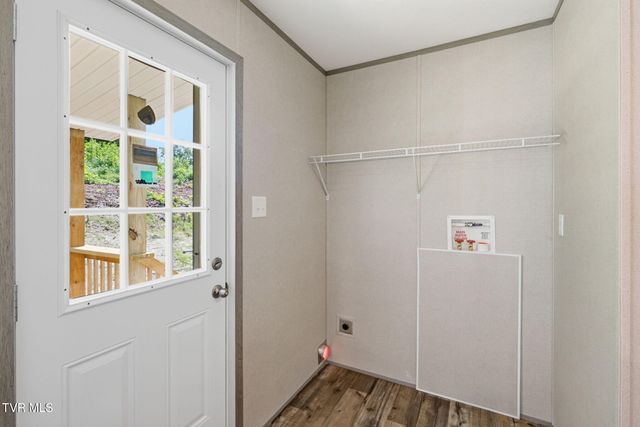 445 Bay Hill Drive, Piney Flats, TN 37686