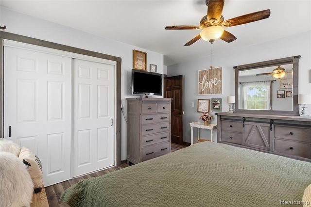 8403 Miller Road, Swartz Creek, MI 48473