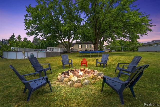 8403 Miller Road, Swartz Creek, MI 48473