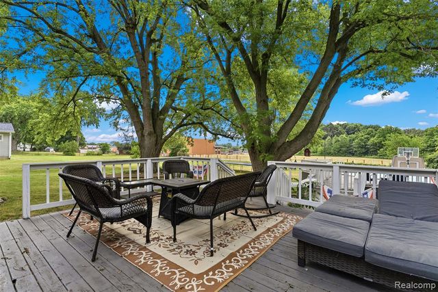 8403 Miller Road, Swartz Creek, MI 48473