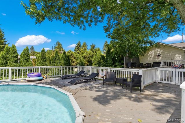 8403 Miller Road, Swartz Creek, MI 48473