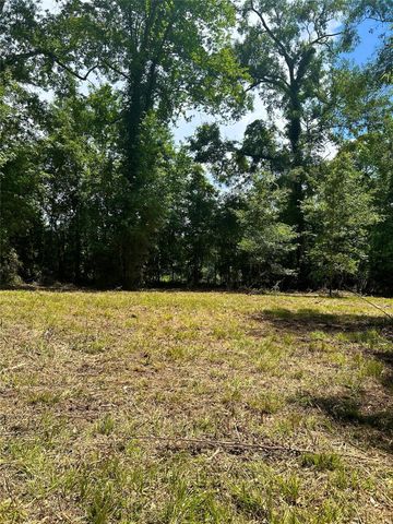 50 G Jock Street, Livingston, TX 77351
