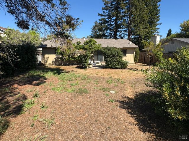 128 W Seaview Dr, Benicia, CA 94510