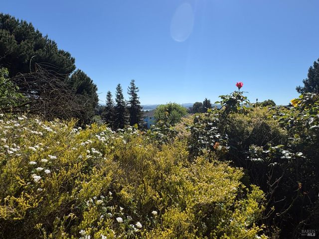 128 W Seaview Dr, Benicia, CA 94510