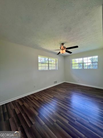 6695 Courtney Drive, Winston, GA 30187