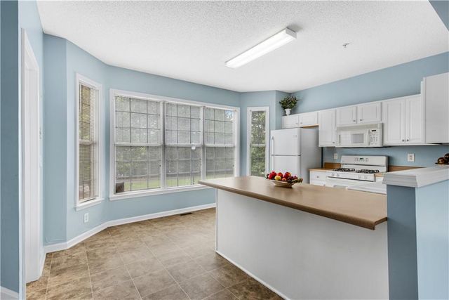 111 Riverstone Commons Circle, Canton, GA 30114