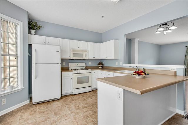 111 Riverstone Commons Circle, Canton, GA 30114