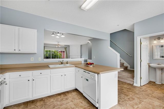 111 Riverstone Commons Circle, Canton, GA 30114