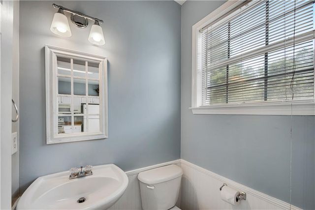 111 Riverstone Commons Circle, Canton, GA 30114