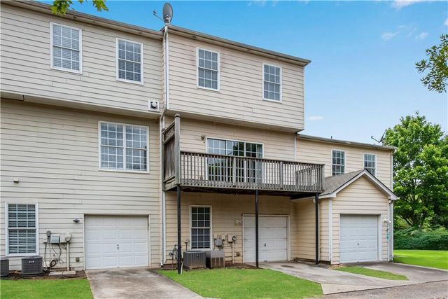 111 Riverstone Commons Circle, Canton, GA 30114