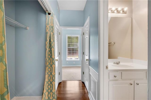 111 Riverstone Commons Circle, Canton, GA 30114