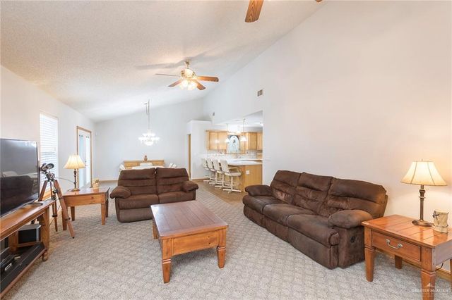 907 Lake View Drive, Mission, TX 78572