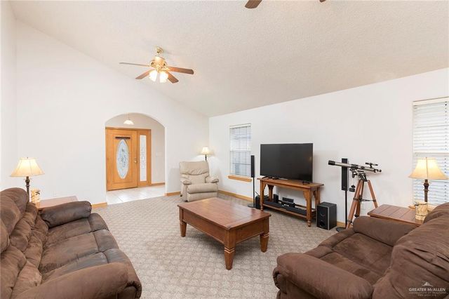 907 Lake View Drive, Mission, TX 78572