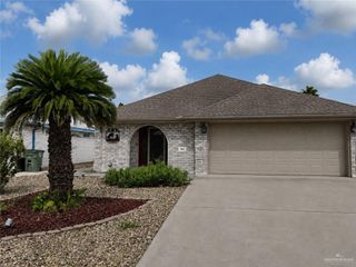 907 Lake View Drive, Mission, TX 78572