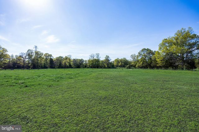 307 MEDFORD MOUNT HOLLY RD, Medford, NJ 08055