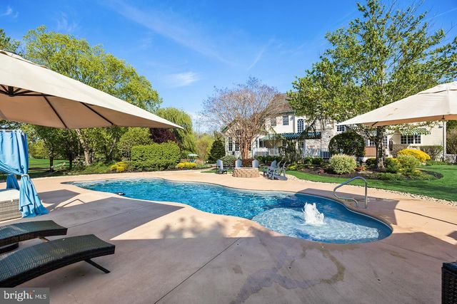 307 MEDFORD MOUNT HOLLY RD, Medford, NJ 08055