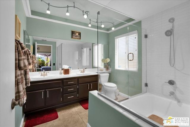 2277 S Gene Autry Trail E, Palm Springs, CA 92264
