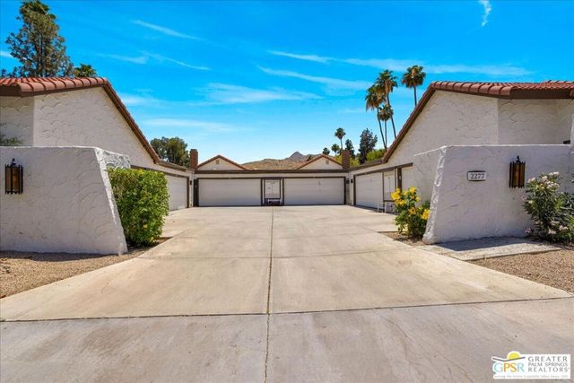 2277 S Gene Autry Trail E, Palm Springs, CA 92264