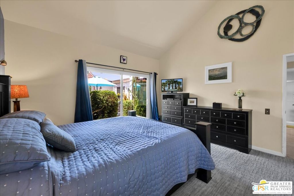 Image 16 of property listing at 2277 S Gene Autry Trail E, Palm Springs, CA 92264