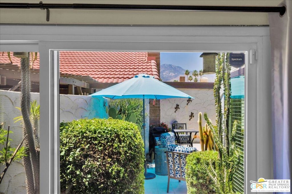 Image 18 of property listing at 2277 S Gene Autry Trail E, Palm Springs, CA 92264