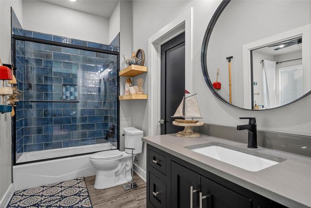177 Bold Springs Court, West, TX 76691