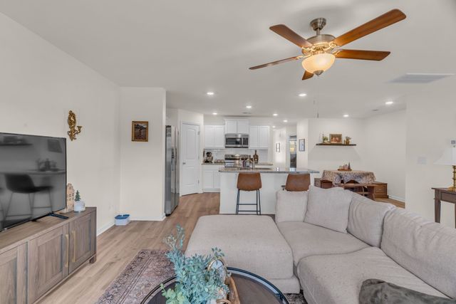 156 Rising Pvt Ln, Gallatin, TN 37066