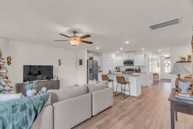 156 Rising Pvt Ln, Gallatin, TN 37066