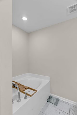 156 Rising Pvt Ln, Gallatin, TN 37066