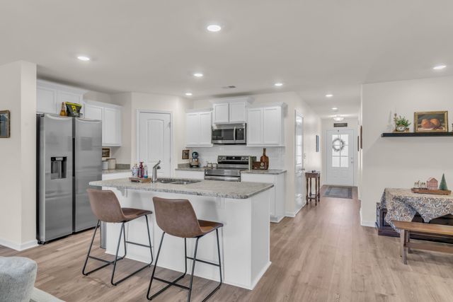 156 Rising Pvt Ln, Gallatin, TN 37066