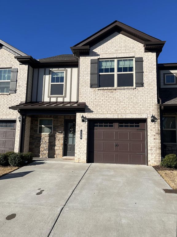 156 Rising Pvt Ln, Gallatin, TN 37066