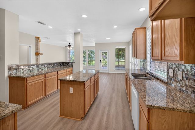 2616 Cove Drive, Grand Prairie, TX 75054