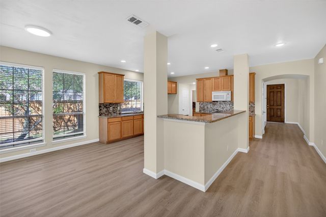 2616 Cove Drive, Grand Prairie, TX 75054