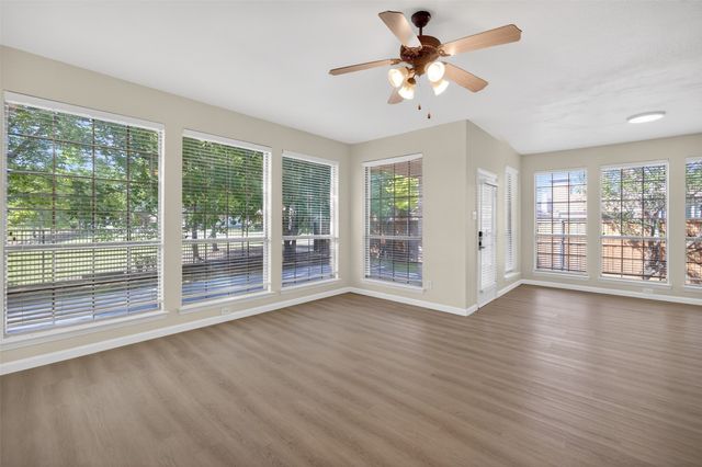 2616 Cove Drive, Grand Prairie, TX 75054