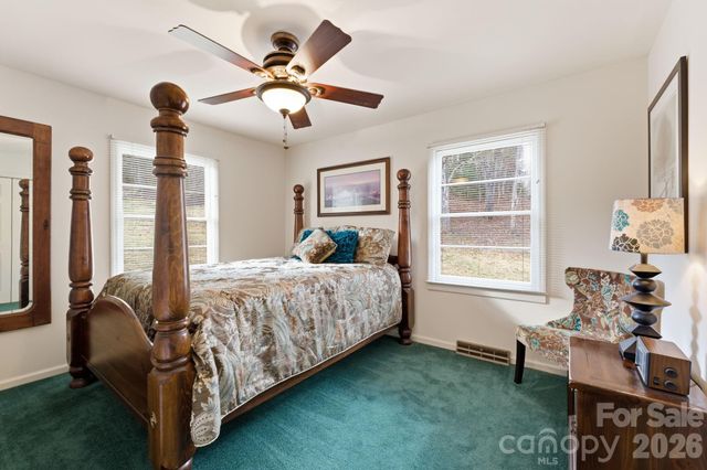 504 Greens Creek Road, Sylva, NC 28779