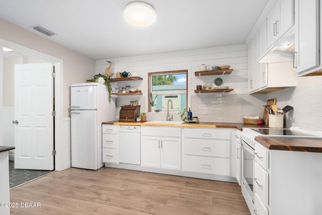 15 Hibiscus Drive, Ormond Beach, FL 32176