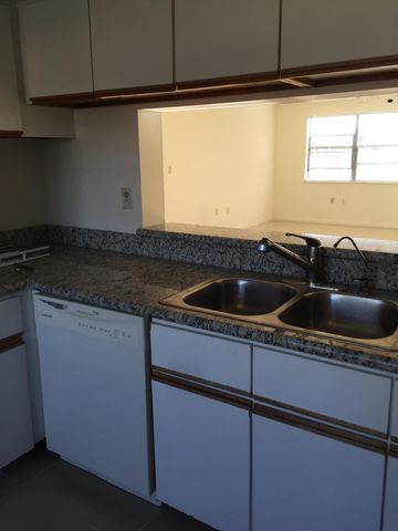 6654 Villa Sonrisa Drive 421, Boca Raton, FL 33433