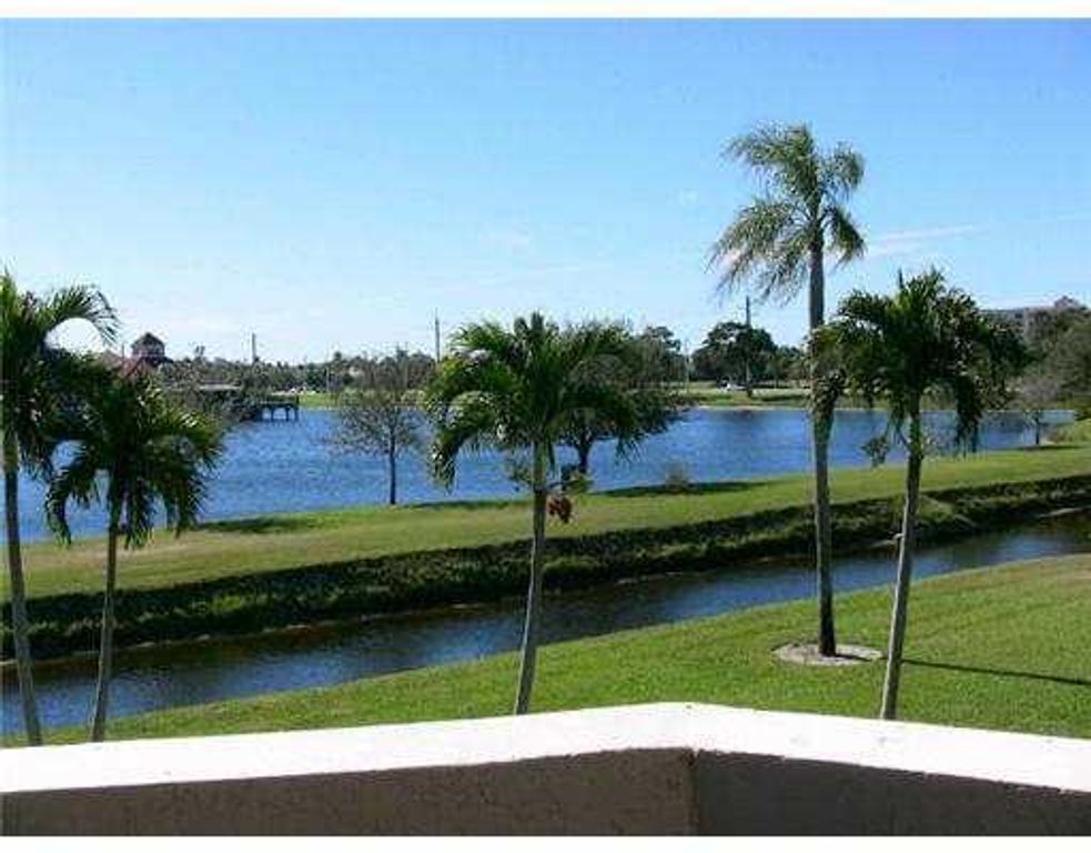 6654 Villa Sonrisa Drive 421, Boca Raton, FL 33433