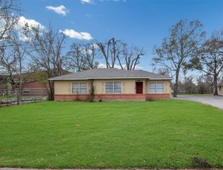 8248 Hartford Street, Houston, TX 77017