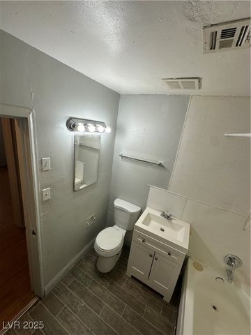 622 West McWilliams Avenue 6, Las Vegas, NV 89106