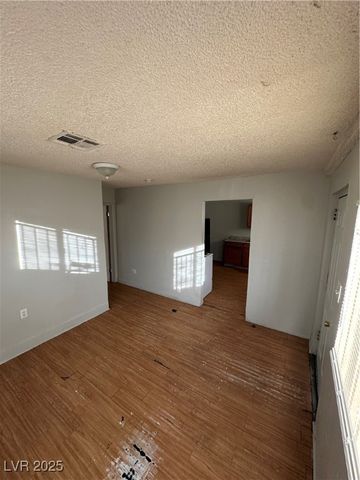 622 West McWilliams Avenue 6, Las Vegas, NV 89106