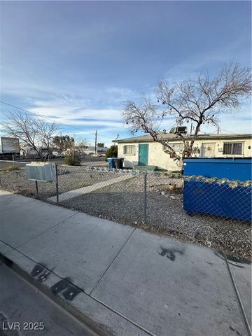 622 West McWilliams Avenue 6, Las Vegas, NV 89106
